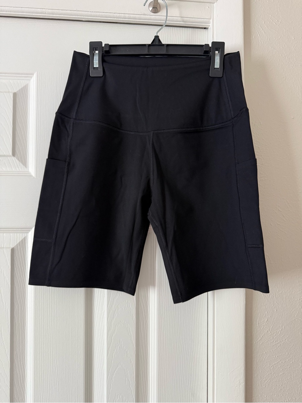 Tavi Stash & Dash 8” Biker Short size Large Black